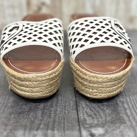 Tory Burch White Leather Thatched 65mm Platform Wedge Sandals - Picture 12 of 17